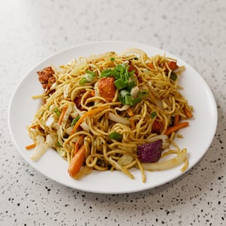 Hakka Noodles Chicken